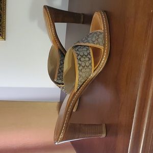 COACH Dede Brown Signature Slide Sandals Sz 11 B